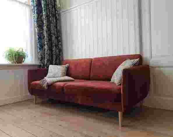 Sofa in JF Vintage Velvet Umber