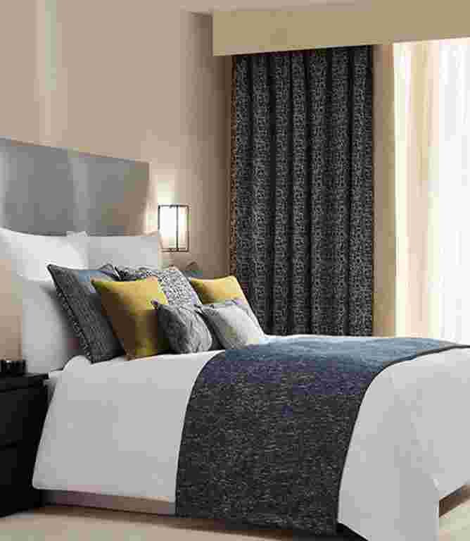 Callisto FR Wide Width Fabric / Noir Callisto FR Wide Width Fabric / Noir