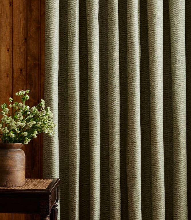 Azar FR Uphostery Fabric / Pearl Azar FR Uphostery Fabric / Pearl