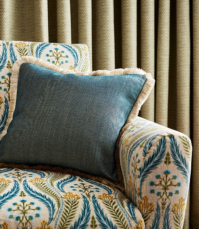 Azar FR Uphostery Fabric / Pearl Azar FR Uphostery Fabric / Pearl