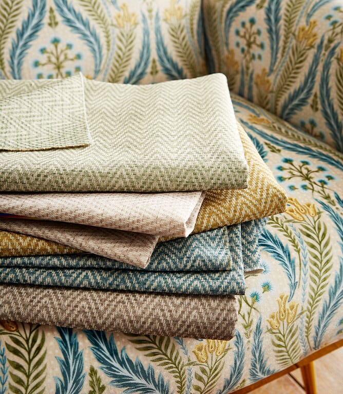 Azar FR Uphostery Fabric / Glacier Azar FR Uphostery Fabric / Glacier